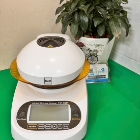 Infrared Moisture Analyzer FD-660