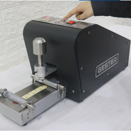 AATCC Standards Electronic Crockmeter GT-D04